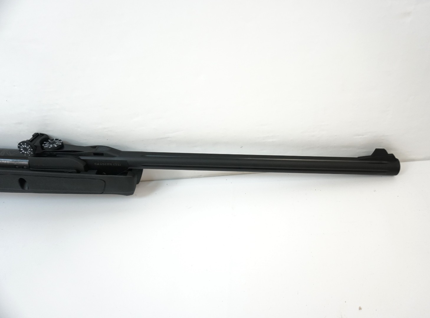 Винтовка пневматическая Gamo Delta